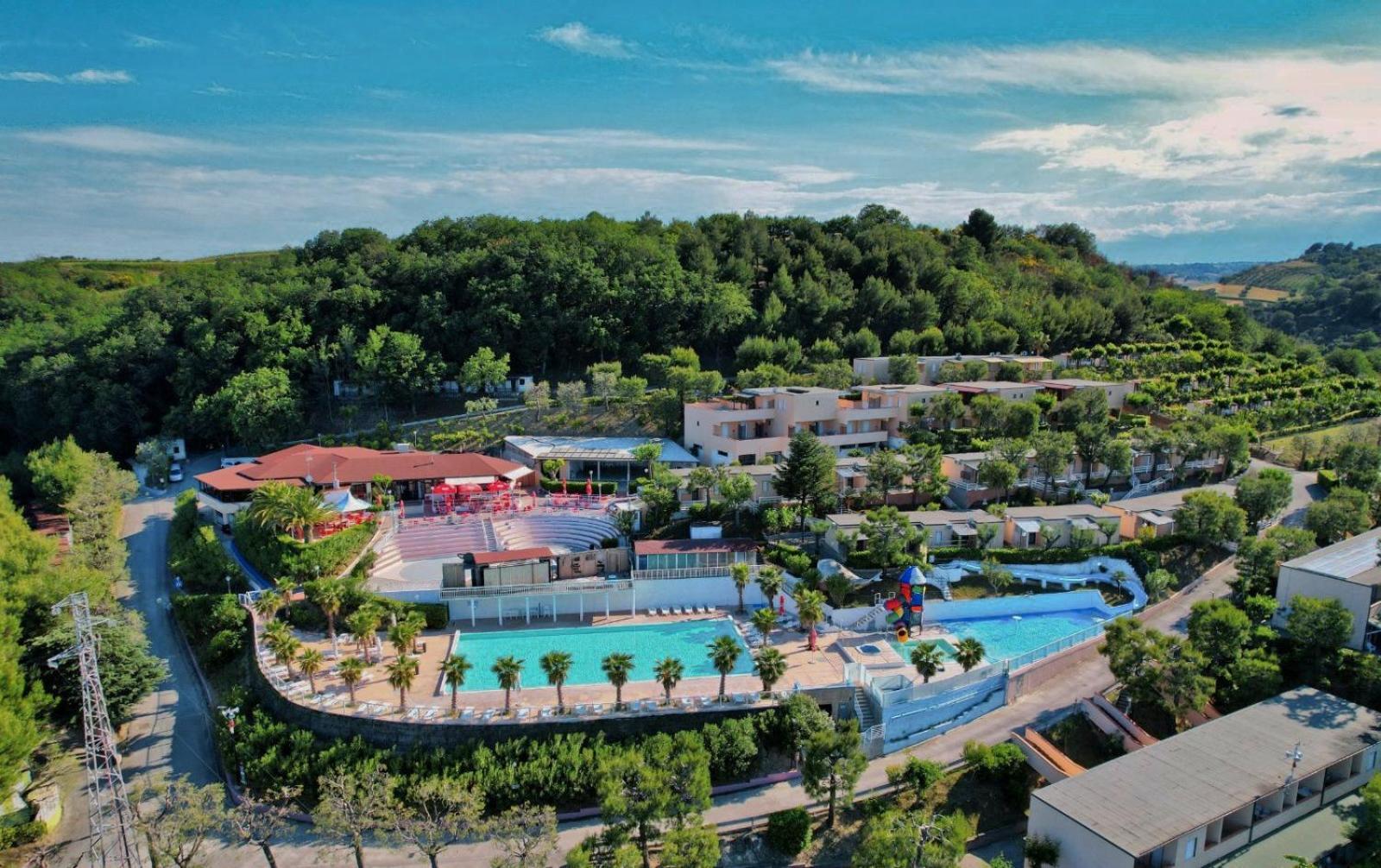 Centro Vacanze Mirage Torre di Palme Extérieur photo